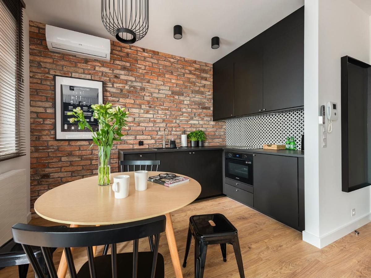 Yoursecondflat Grzybowska Metropoint Varsovia Exterior foto