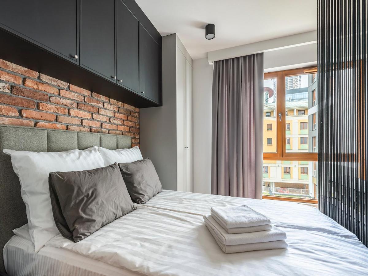 Yoursecondflat Grzybowska Metropoint Varsovia Exterior foto