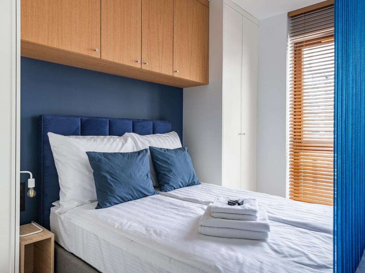Yoursecondflat Grzybowska Metropoint Varsovia Exterior foto
