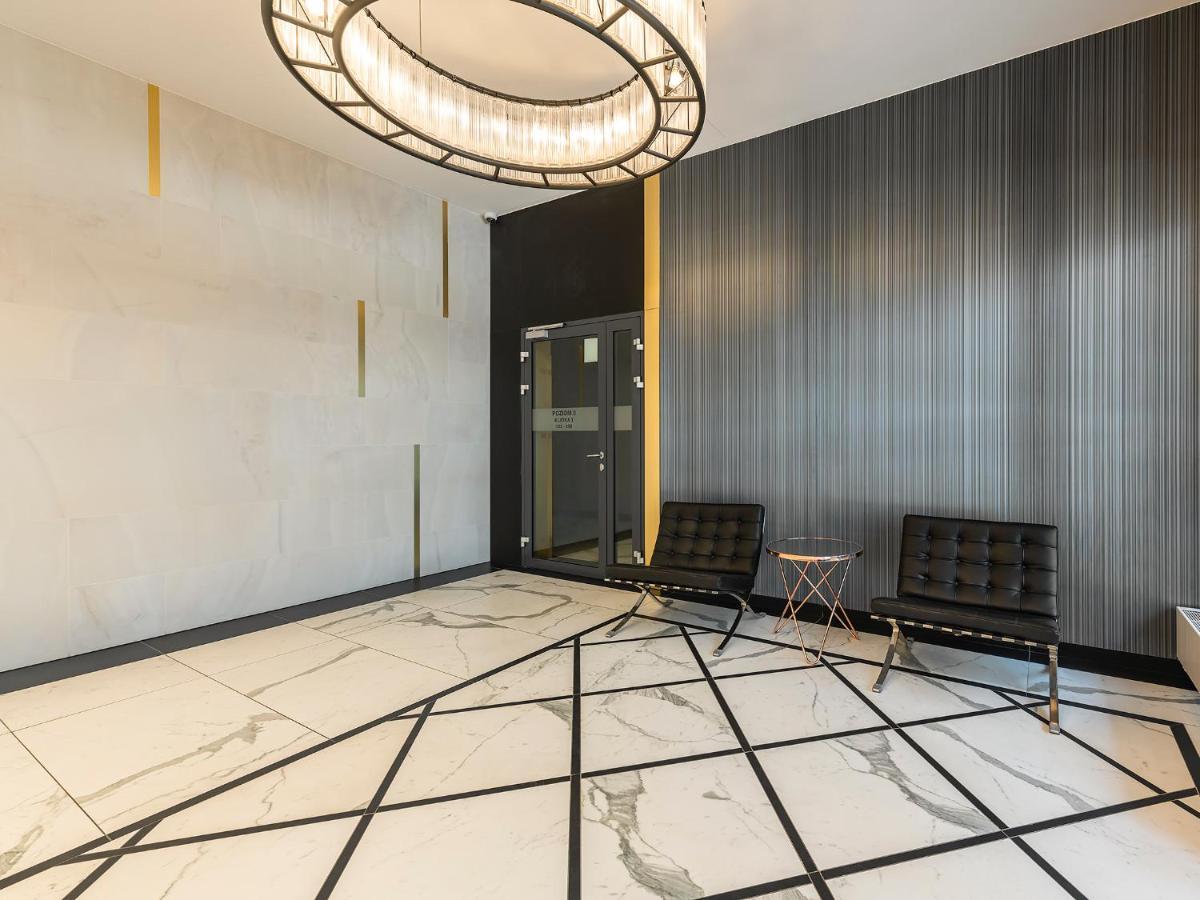 Yoursecondflat Grzybowska Metropoint Varsovia Exterior foto
